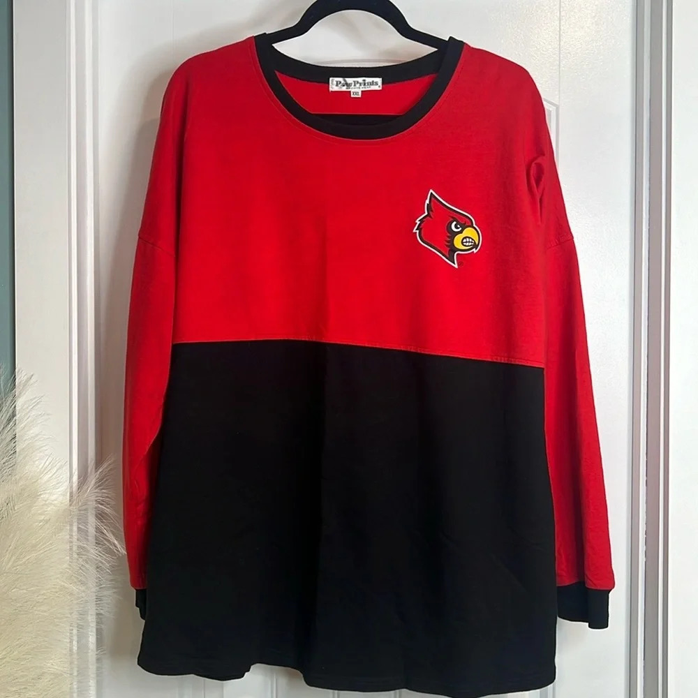 University of Louisville Cardinals Red & Black Spell-out‎ Long Sleeved Tee. XXL.